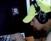 acesta sunt eu... creat pt muzik... creat pt viatza de noapte... adik just me... just dj b.i dj b,i